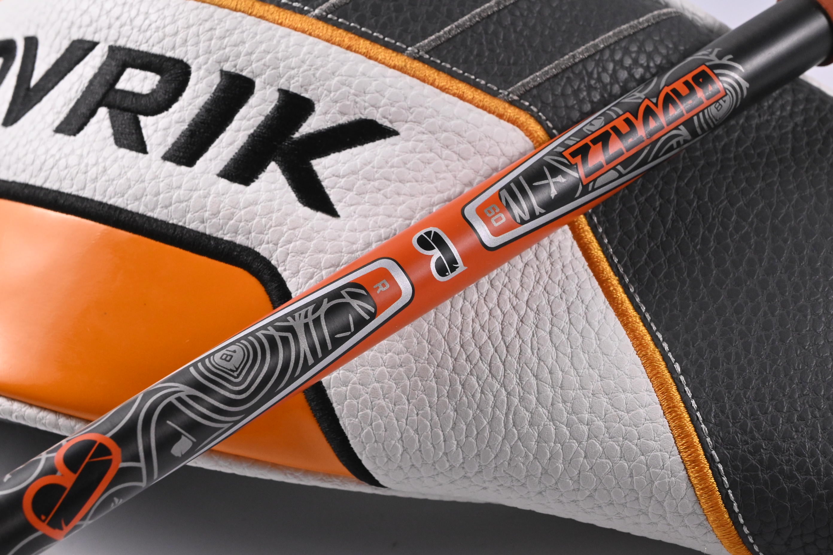 Callaway Mavrik Max Driver / 10.5 Degree / Regular Flex VA Composite Baddazz 60