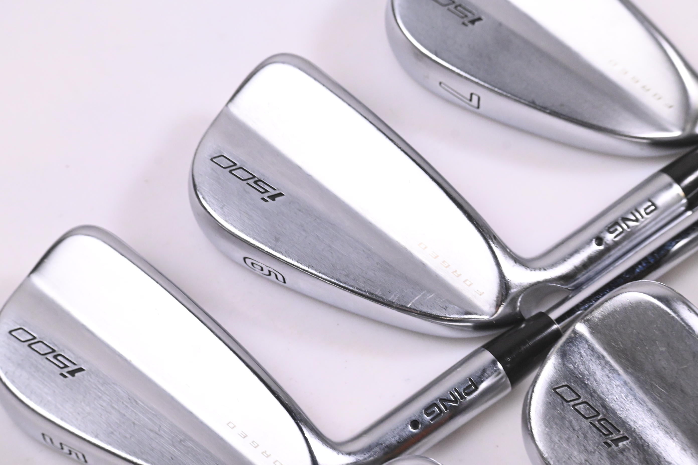 Left Hand Ping i500 Irons / 5-PW / Black Dot / Regular Flex Project X LZ 115 Shafts