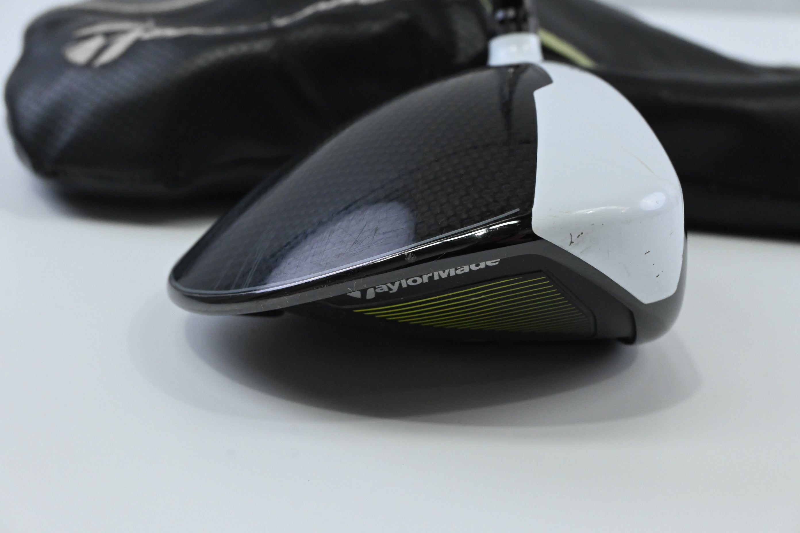 Taylormade M2 2017 Driver / 9.5 Degree / Stiff Flex Fujikura Atmos Red 5 Shaft