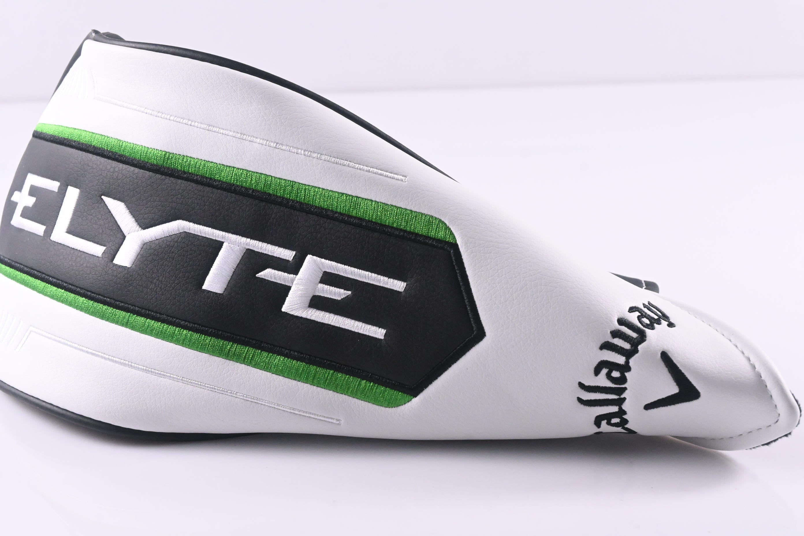 Callaway Elyte Driver / 10.5 Degree / Regular Flex Vanquish 4 Shaft