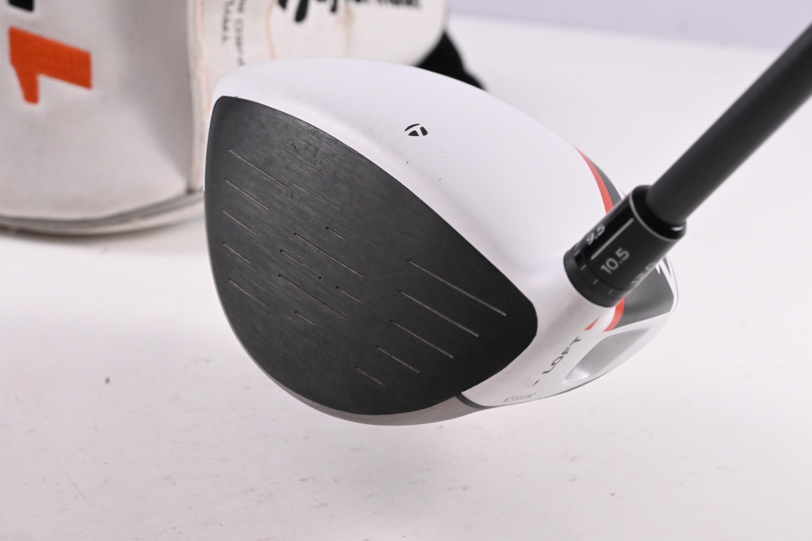 Taylormade R1 Driver / 10.5 Degree / Stiff Flex Aldila RIP Phenom 55 Shaft
