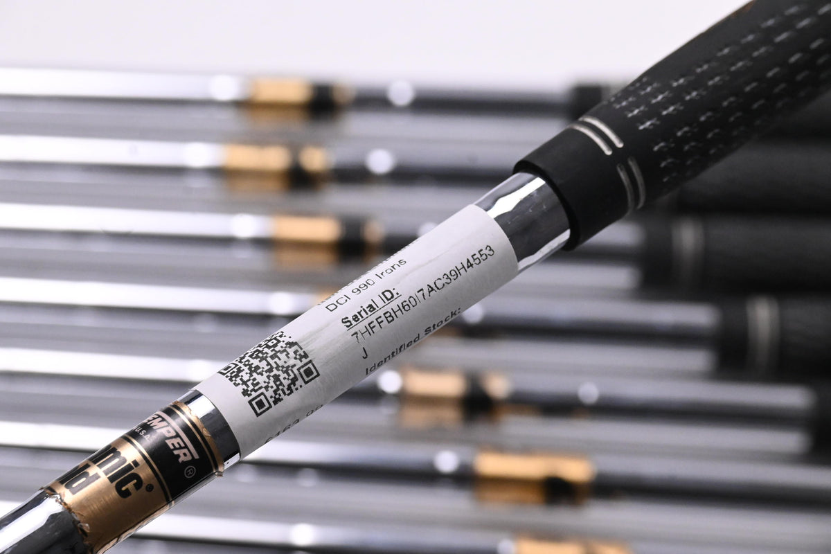 Titleist DCI 990 Irons / 2-PW / Stiff Flex Dynamic Gold S300 Shafts