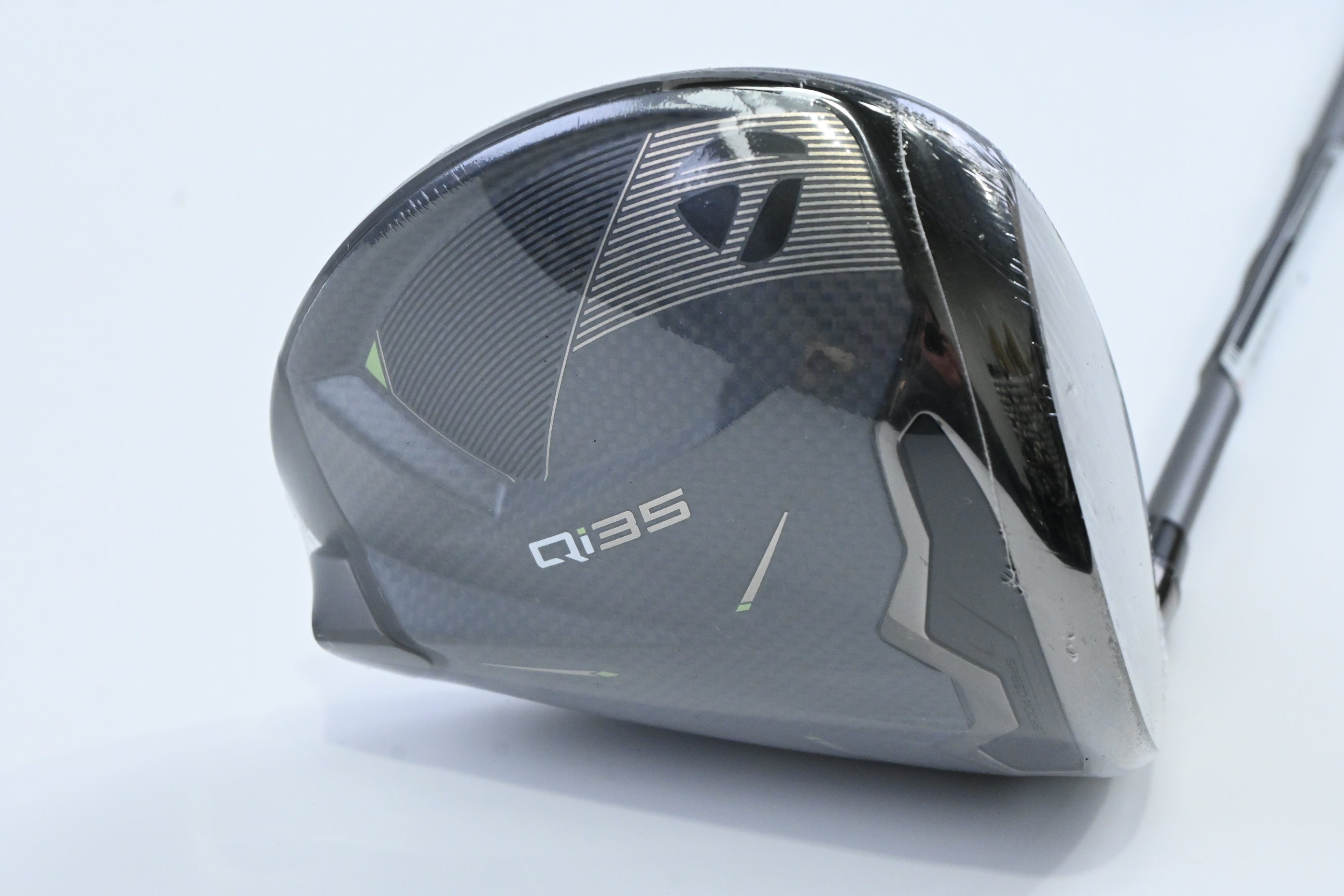 Taylormade Qi35 Max Driver / 10.5 Degree / Regular Flex Fujikura Air Speeder 50