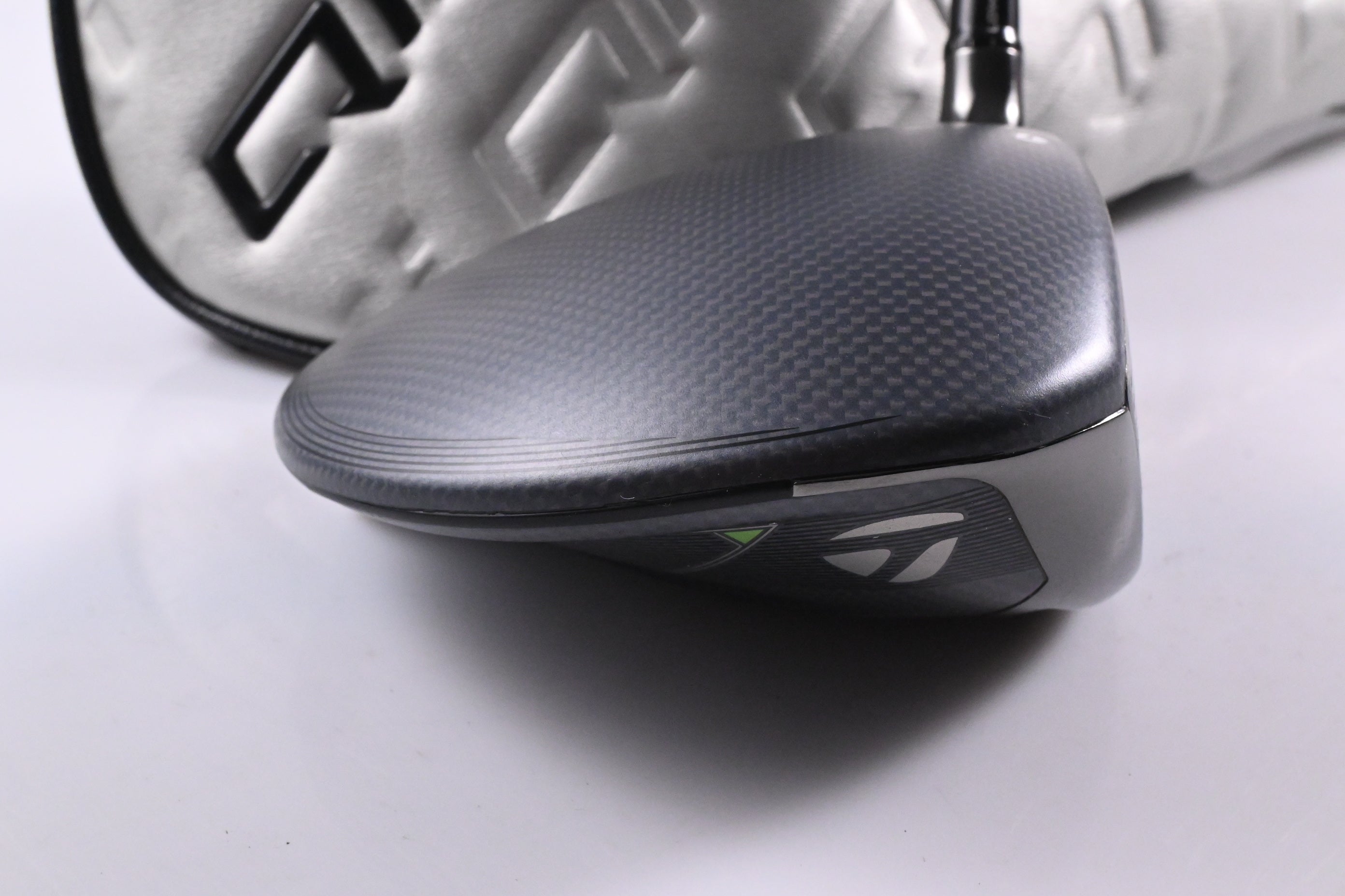 Taylormade Qi35 Driver / 9 Degree / Senior Flex Vanquish Blue 4 Shaft