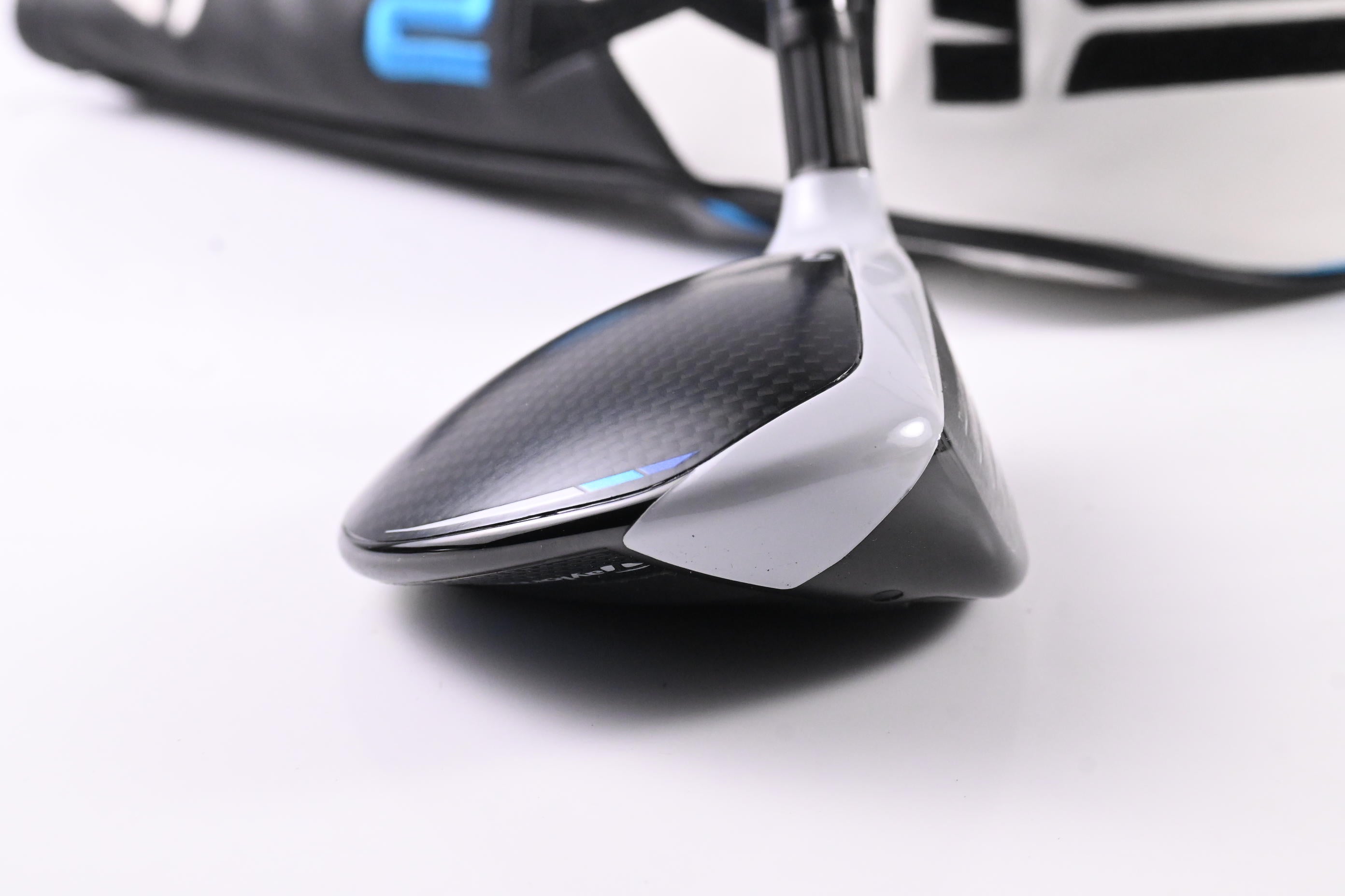 Taylormade SIM2 Max #5 Wood / 18 Degree / Regular Flex Ventus Blue 5 Shaft