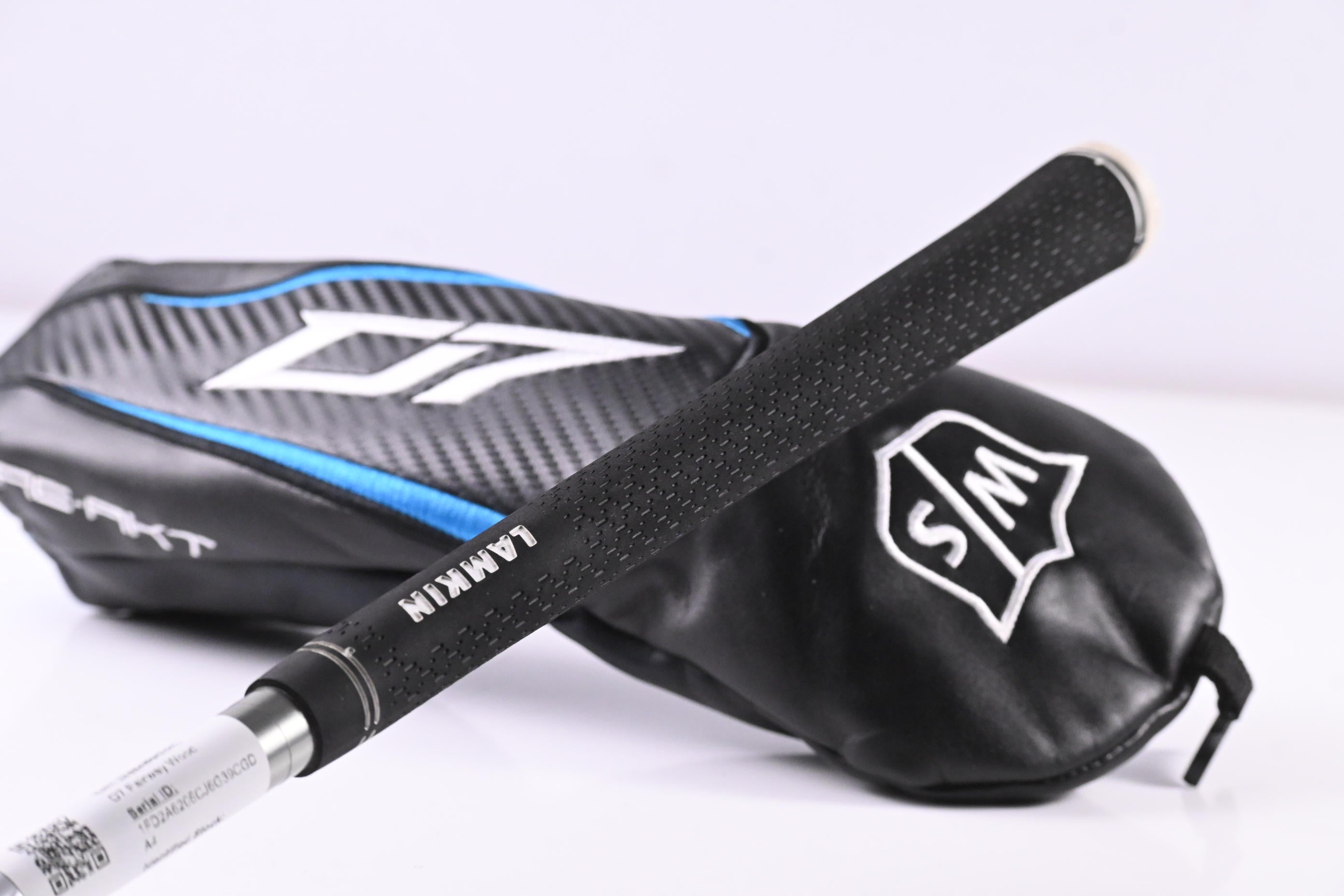 Wilson Staff D7 #5 Wood / 18 Degree / Senior Flex UST Helium Blue 45 Shaft