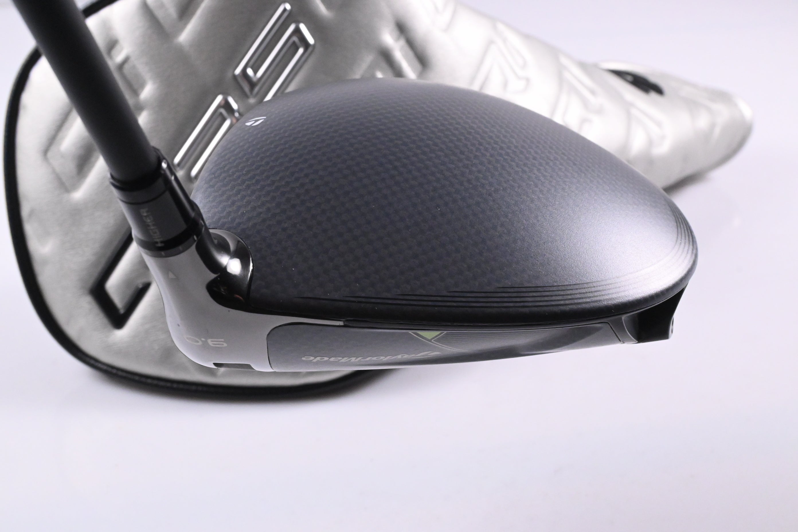Taylormade Qi35 Driver / 9 Degree / Senior Flex Vanquish Blue 4 Shaft