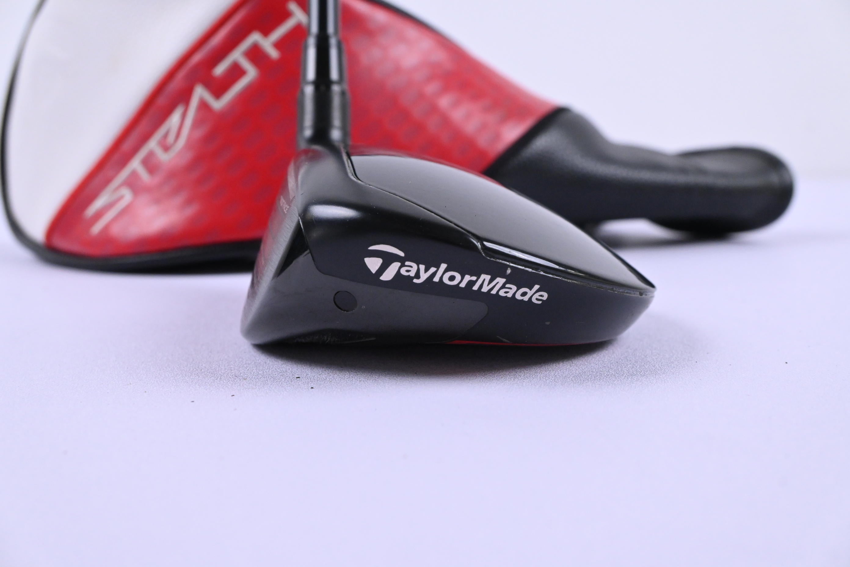 Left Hand Taylormade Stealth 2 Plus #5 Wood / 18 Degree / Stiff Flex Red 75