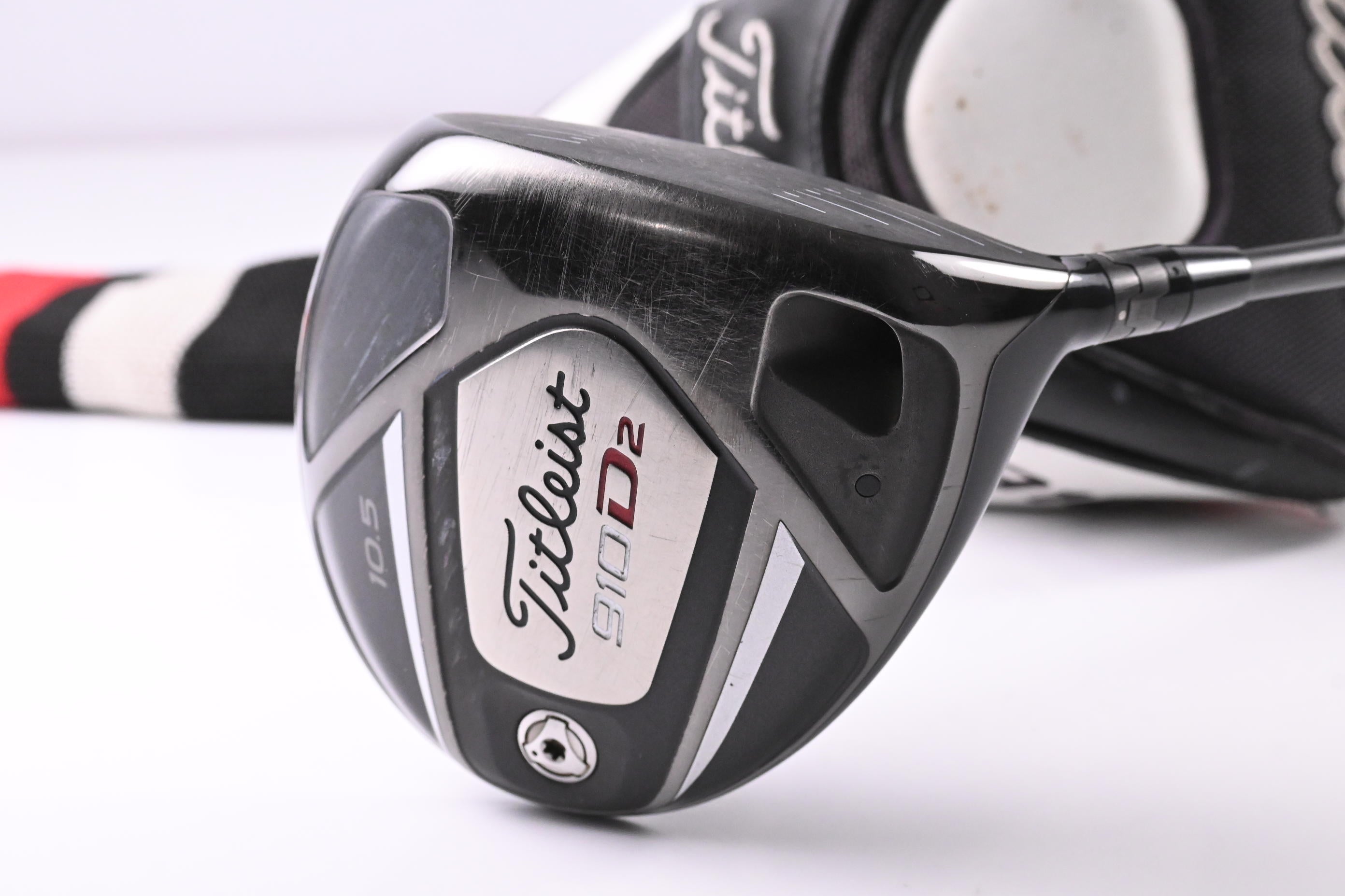 Titleist 910 D2 Driver / 10.5 Degree / Stiff Flex Aldila RIP Alpha 60 Shaft