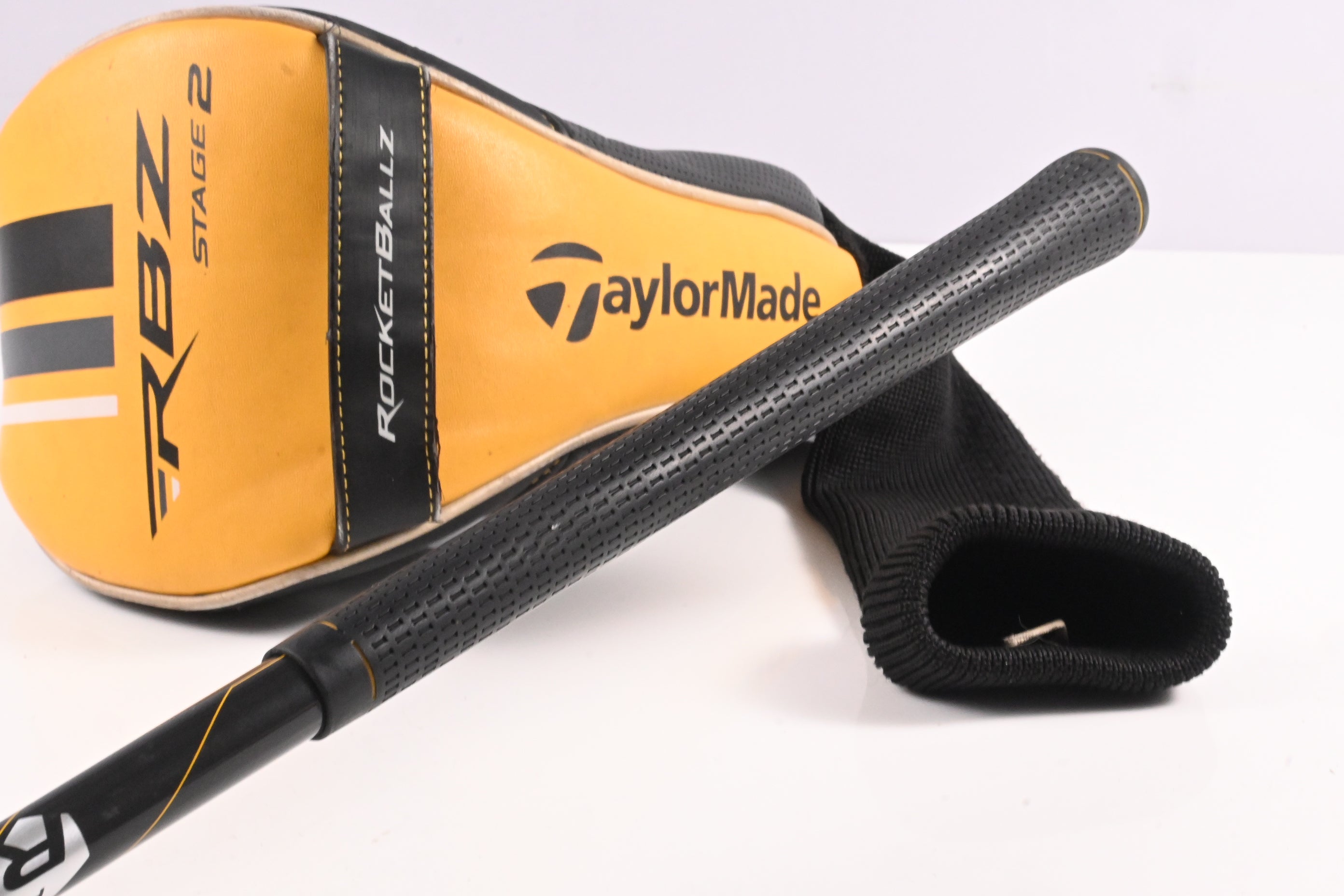 Taylormade RBZ Stage 2 Driver / 9.5 Degree / Regular Flex Fujikura Rocketfuel 50