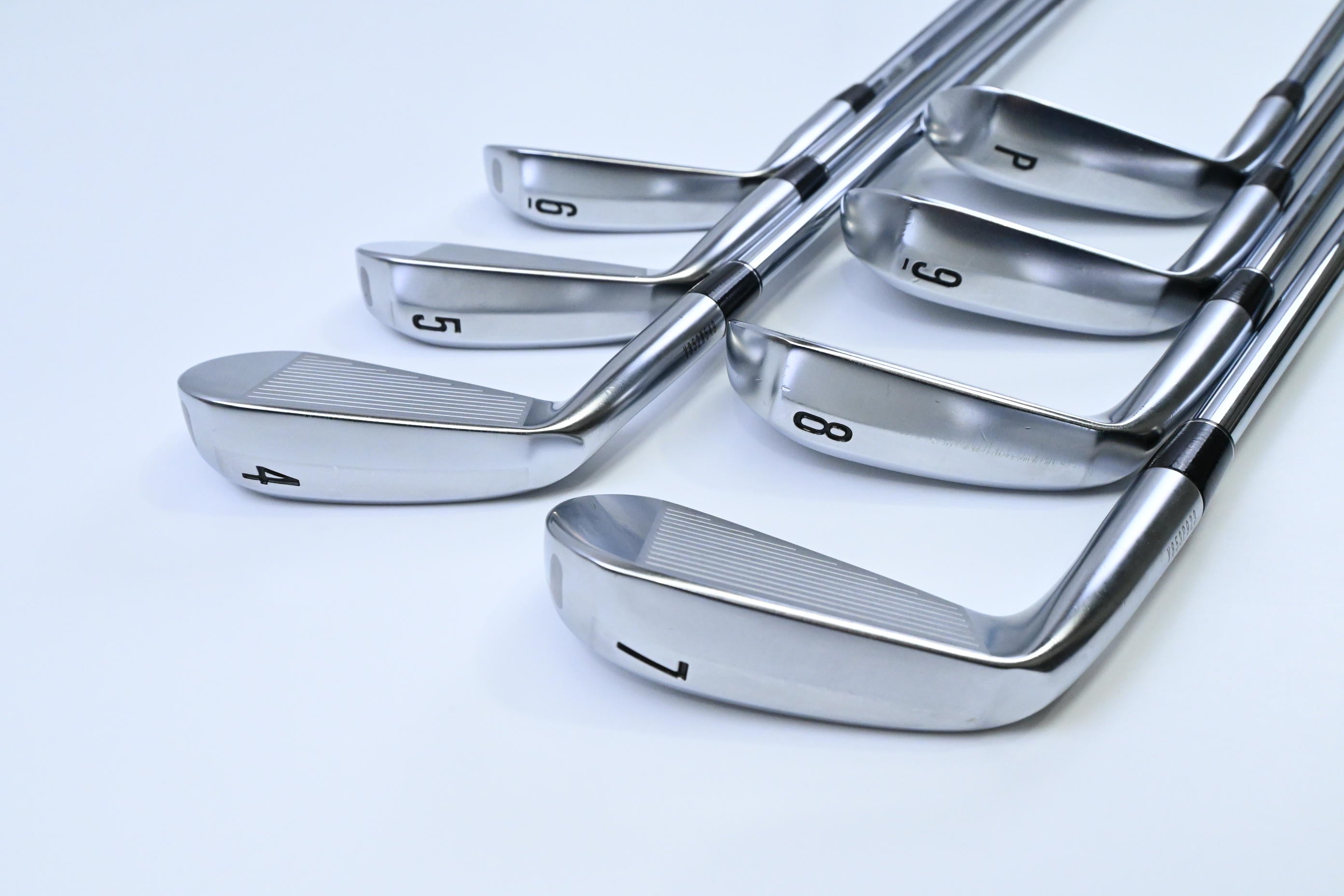 Srixon ZXi5 Irons / 4-PW / Stiff Flex NS Pro Modus3 Tour 120 Shafts