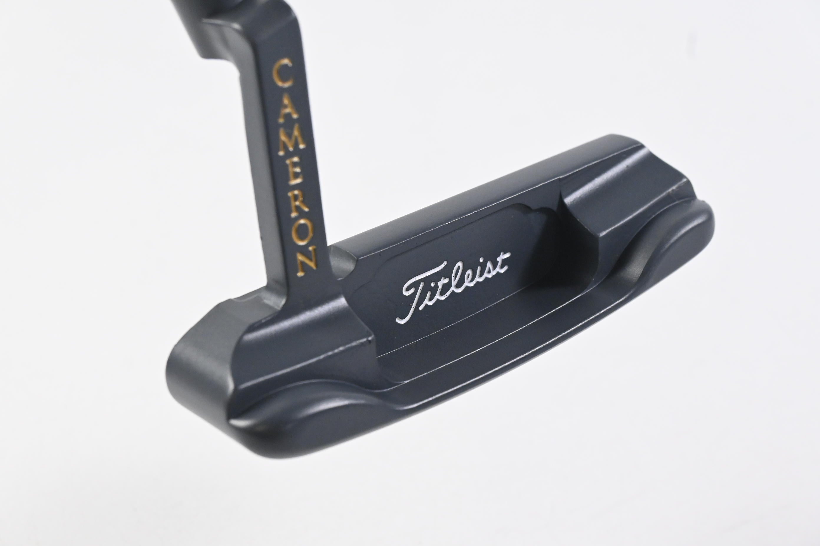 Scotty Cameron Classics Newport Putter / 35 Inch / Refurbished