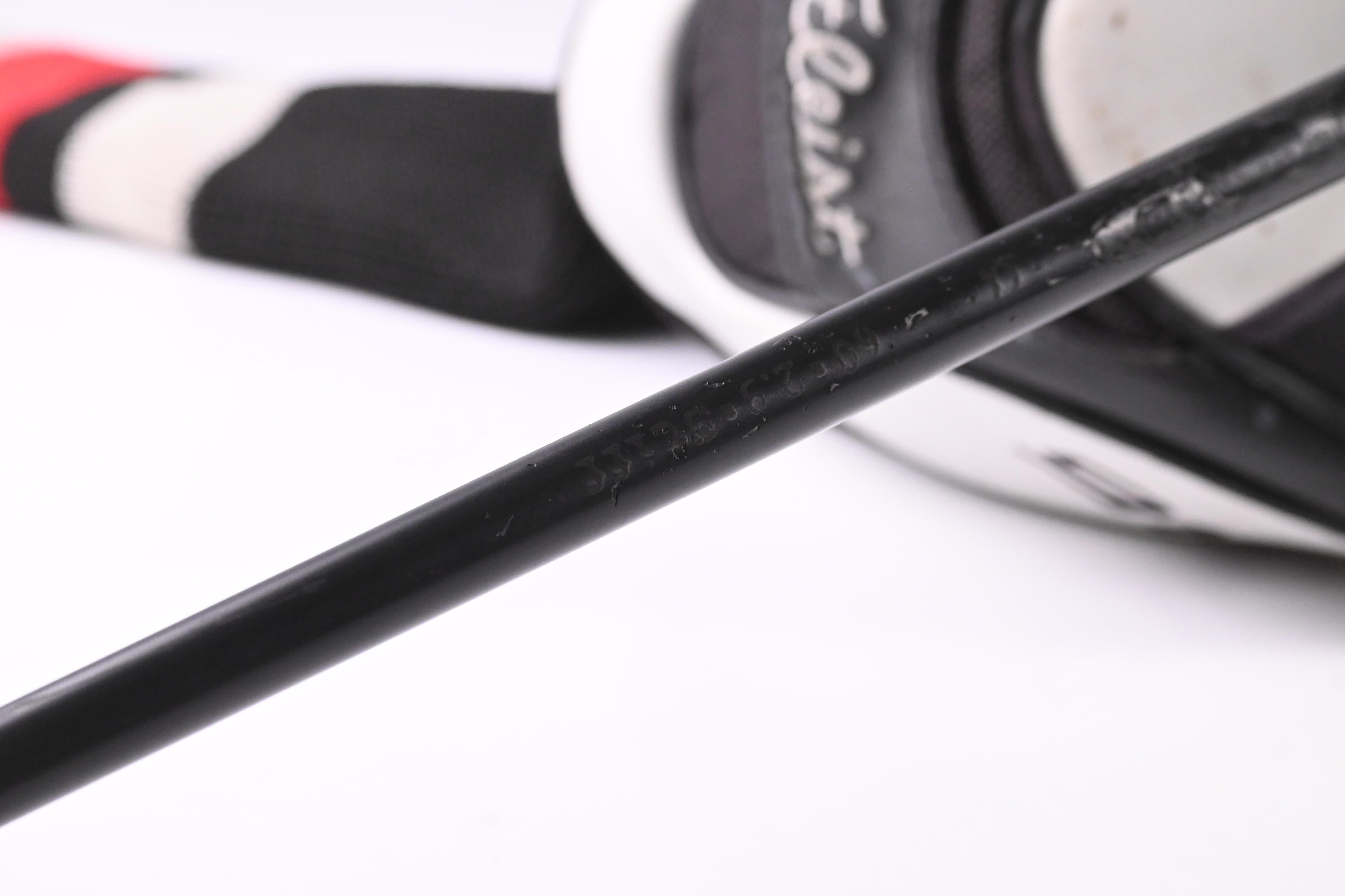 Titleist 910 D2 Driver / 10.5 Degree / Stiff Flex Aldila RIP Alpha 60 Shaft