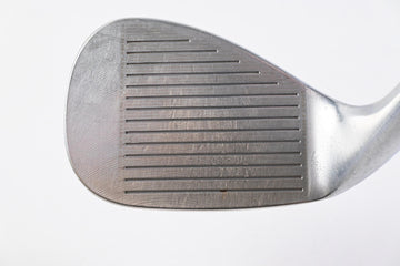 Cleveland 588 RTX Gap Wedge / 52 Degree / Wedge Flex Dynamic Gold Shaft