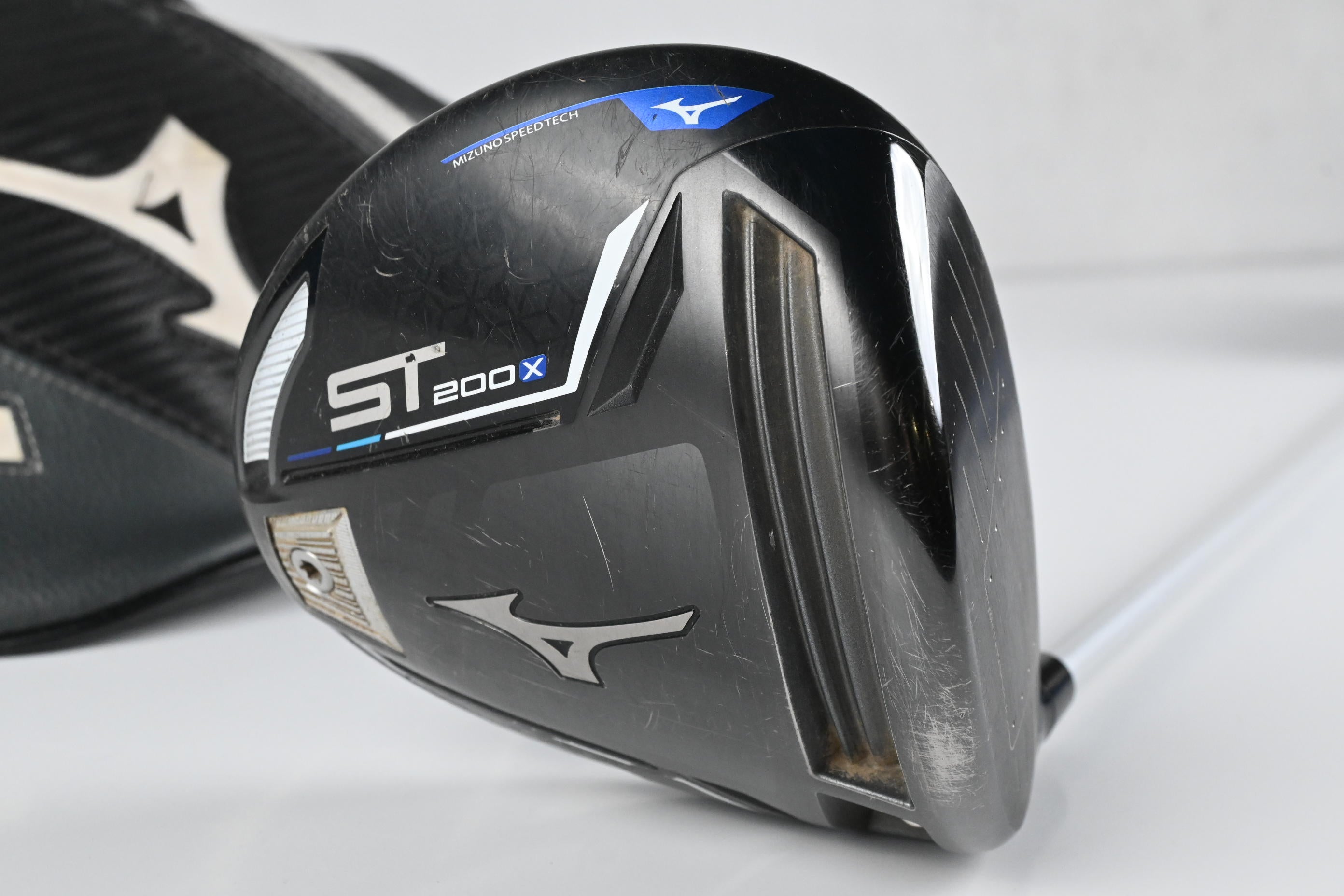 Mizuno ST200X Driver / 10.5 Degree / Senior Flex Aldila Ascent 40 Shaft