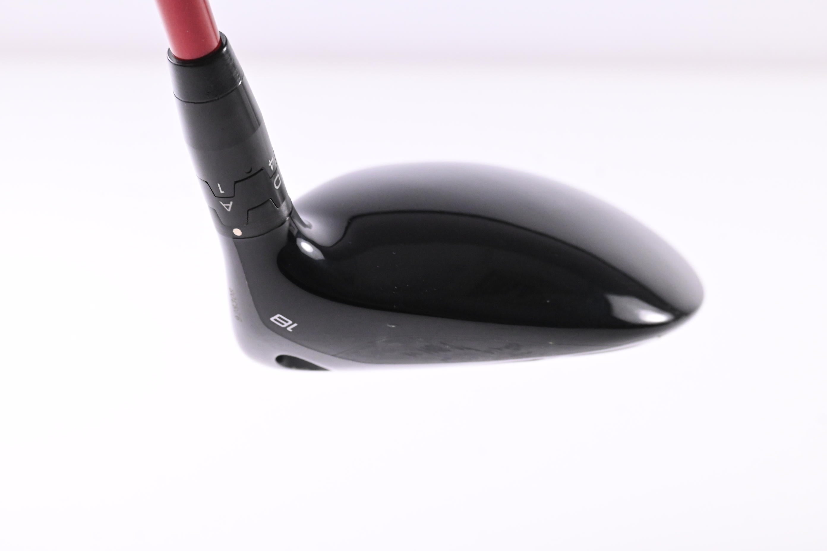 Titleist GT2 #5 Wood / 18 Degree / Regular Flex Denali Red 60 Shaft