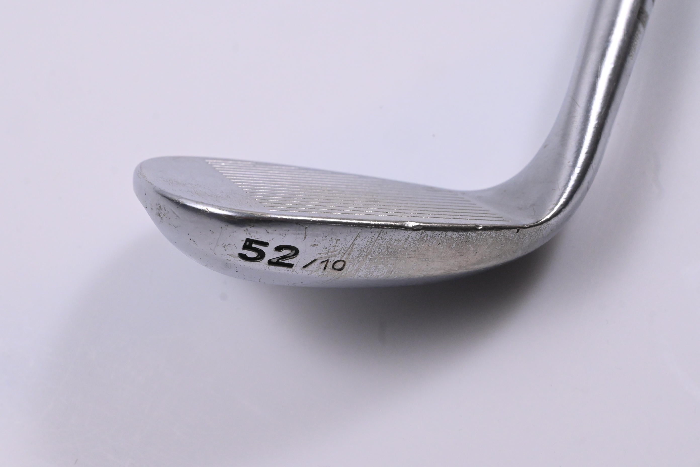 Cleveland RTX-3 Gap Wedge / 52 Degree / Wedge Flex Dynamic Gold Shaft