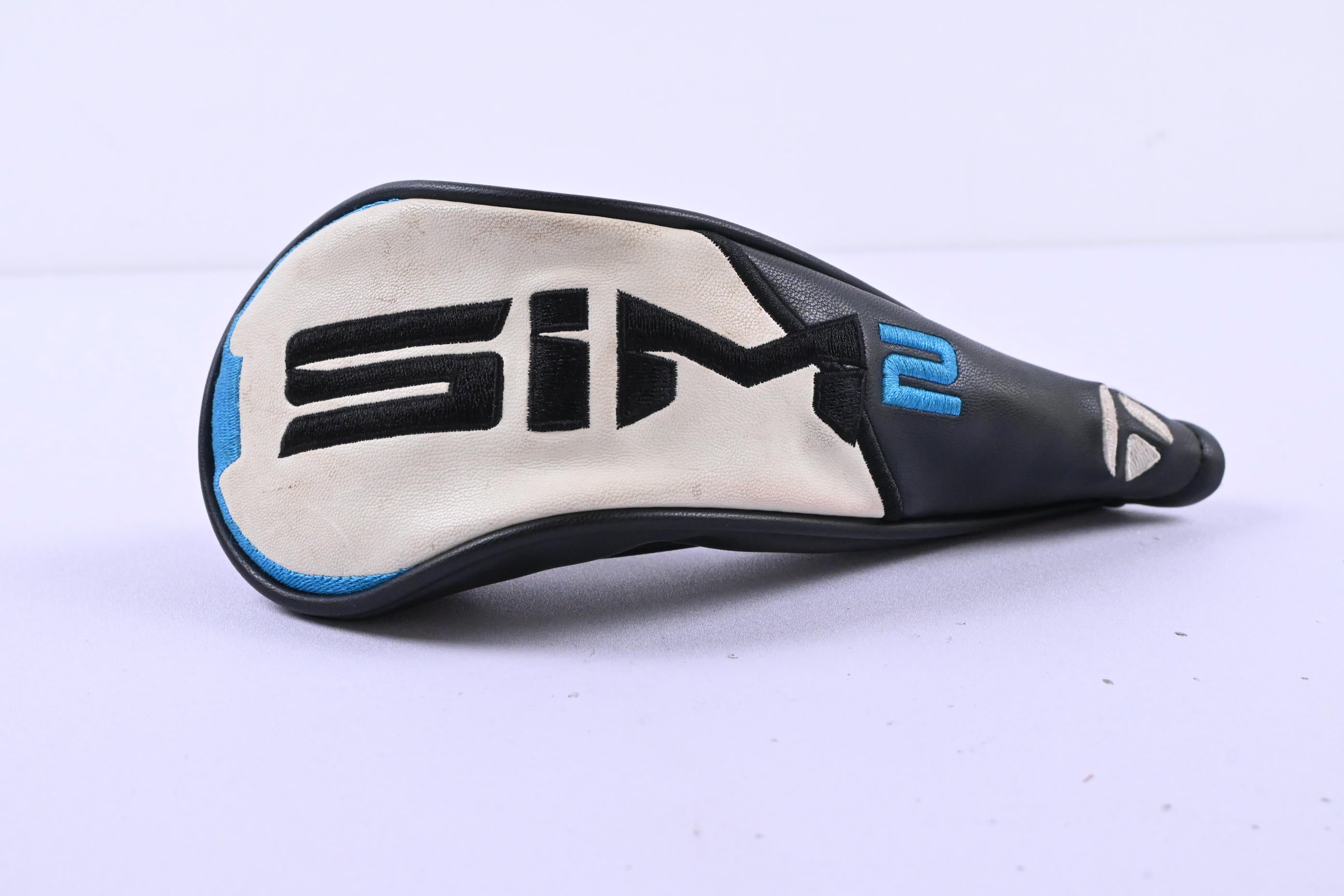Taylormade SIM2 Max #4 Hybrid / 22 Degree / Regular Flex Ventus Blue 6 Shaft