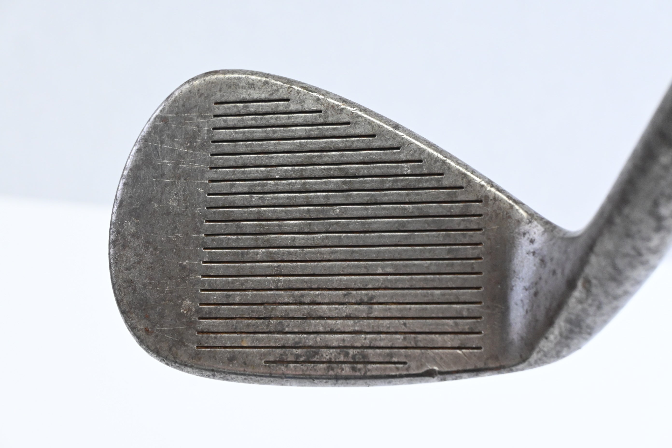 Callaway X-Series Jaws Gap Wedge / 52 Degree / Regular Flex Dynamic Gold R300