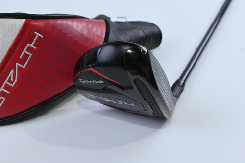 Taylormade Stealth 2 #5 Wood / 18 Degree / Regular Flex Fujikura Ventus TR Red 5