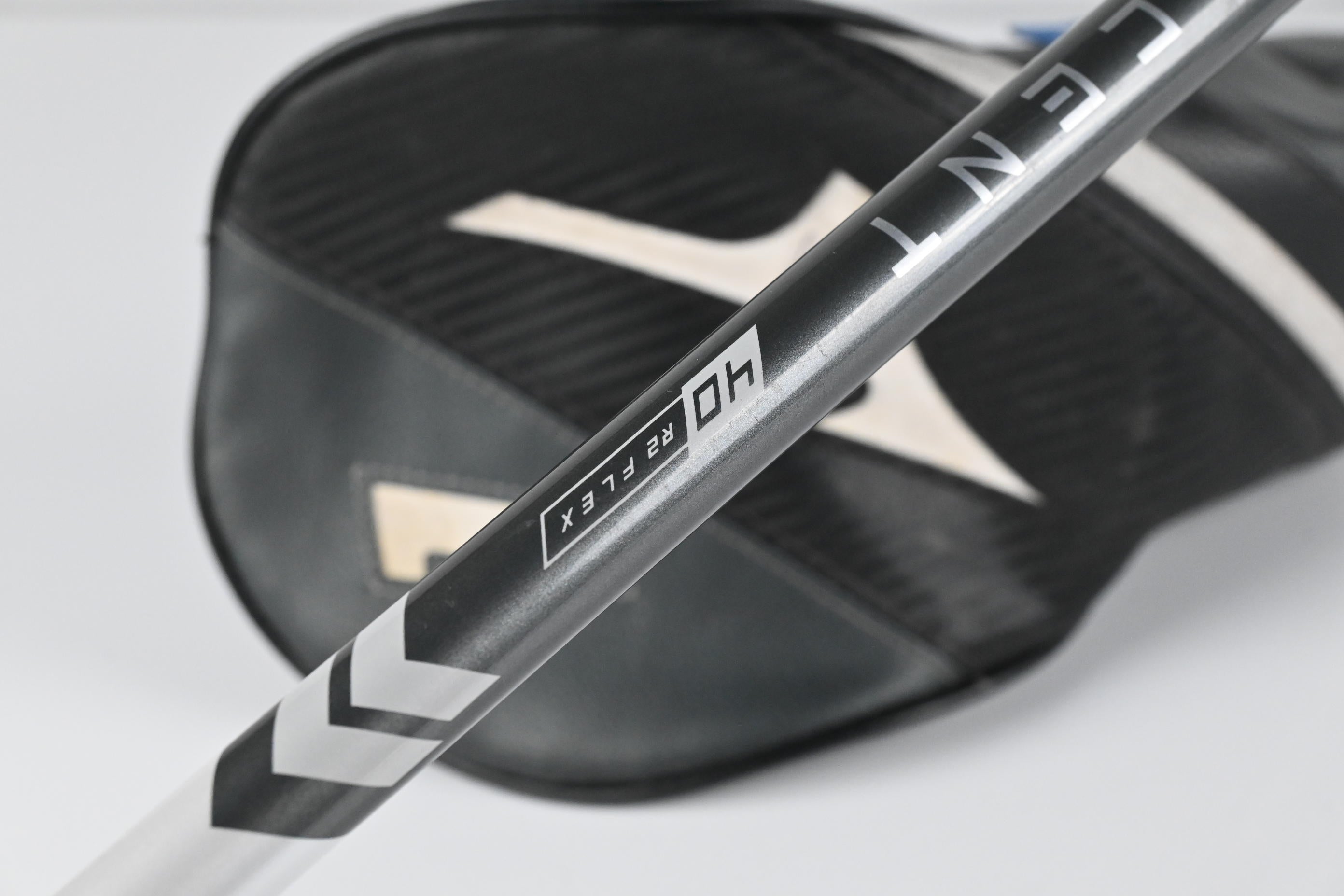 Mizuno ST200X Driver / 10.5 Degree / Senior Flex Aldila Ascent 40 Shaft