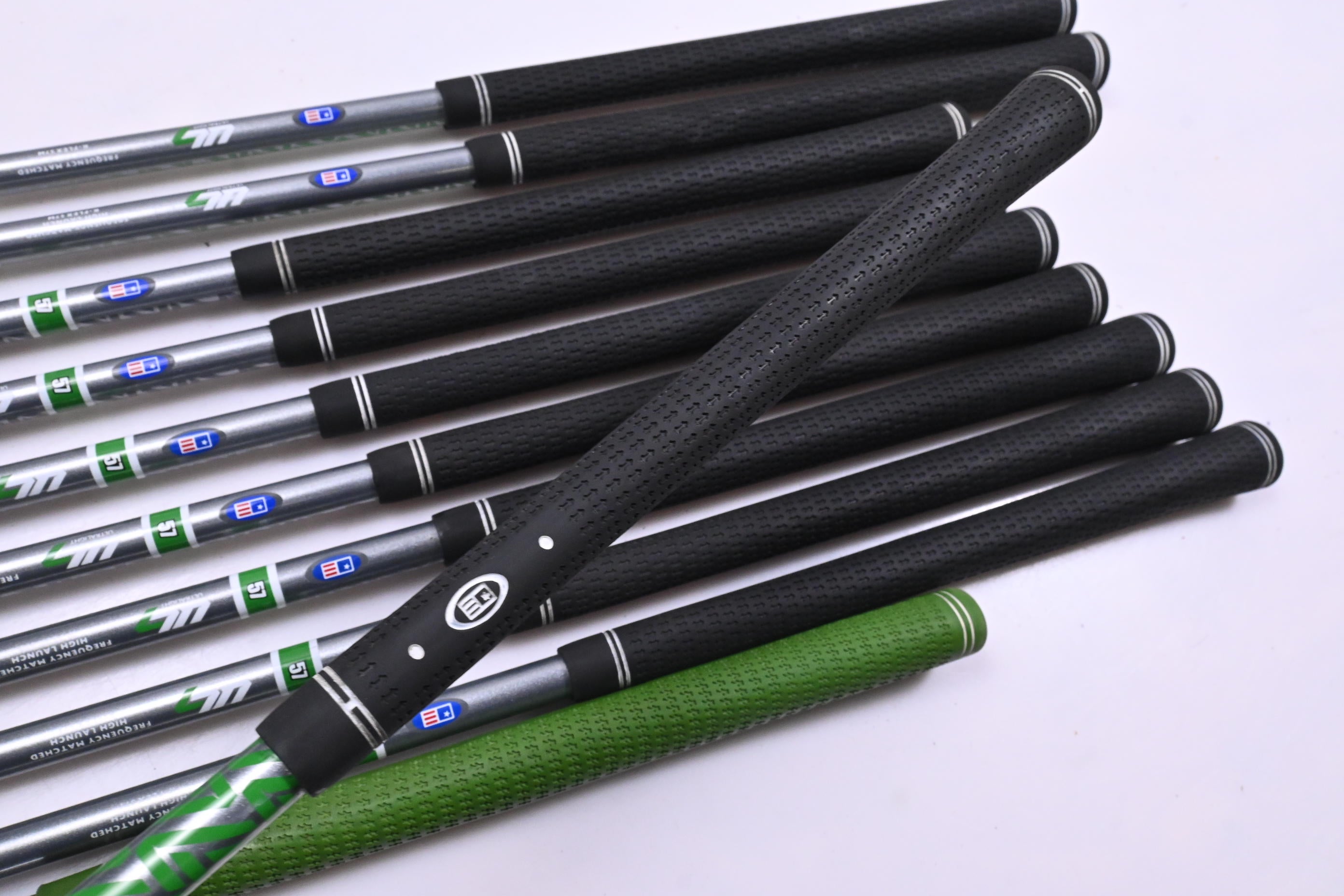 US Kids W15 Ultralight Package Set / Woods, Irons, Putter, Bag