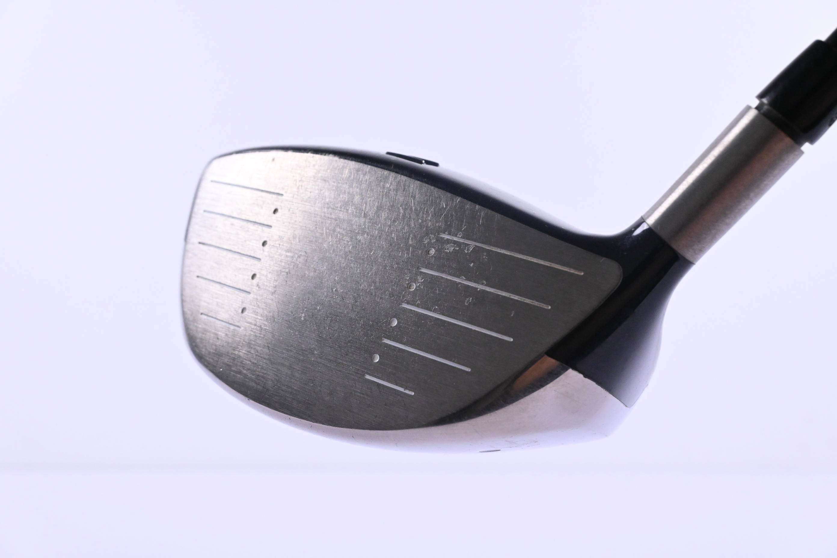 Titleist 909 D3 Driver / 9.5 Degree / Stiff Flex Aldila VooDoo Shaft
