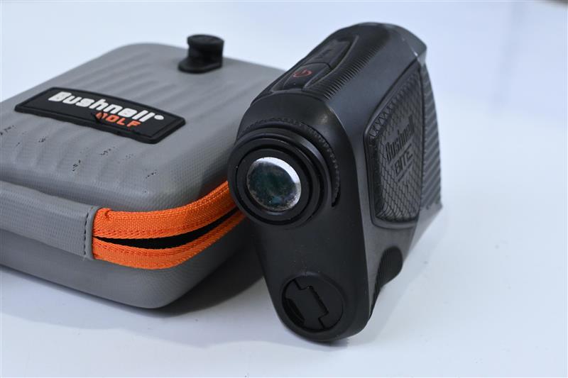 Bushnell Pro XE Rangefinder