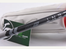 Load image into Gallery viewer, Ladies Taylormade Stealth #5 Wood / 19 Degree / Ladies Flex Aldila Ascent Shaft
